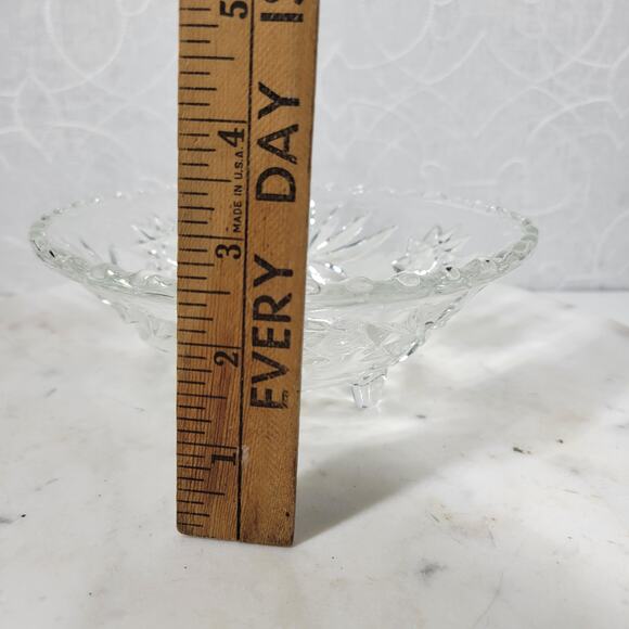 Vintage Crystal 3 Toed Footed Cut Glass Bowl 6.5"x2.5" Clear Candy Trinket Dish - Picture 16 of 16